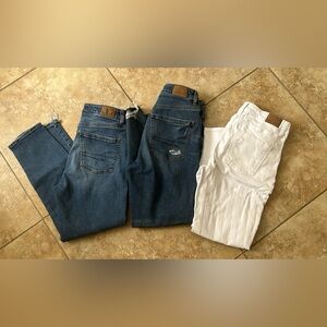 American Eagle mom jeans